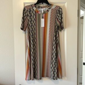 BCBG short sleeve shift dress knee length stretchy jersey. Sz M NWT